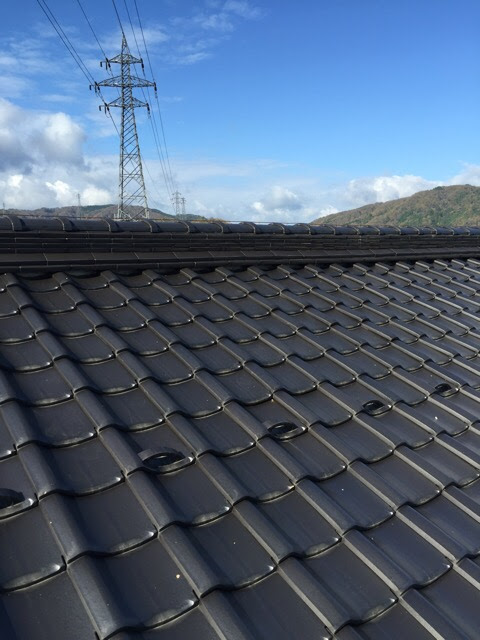 八幡市での無料屋根診断、異常なしと判定された美しい屋根