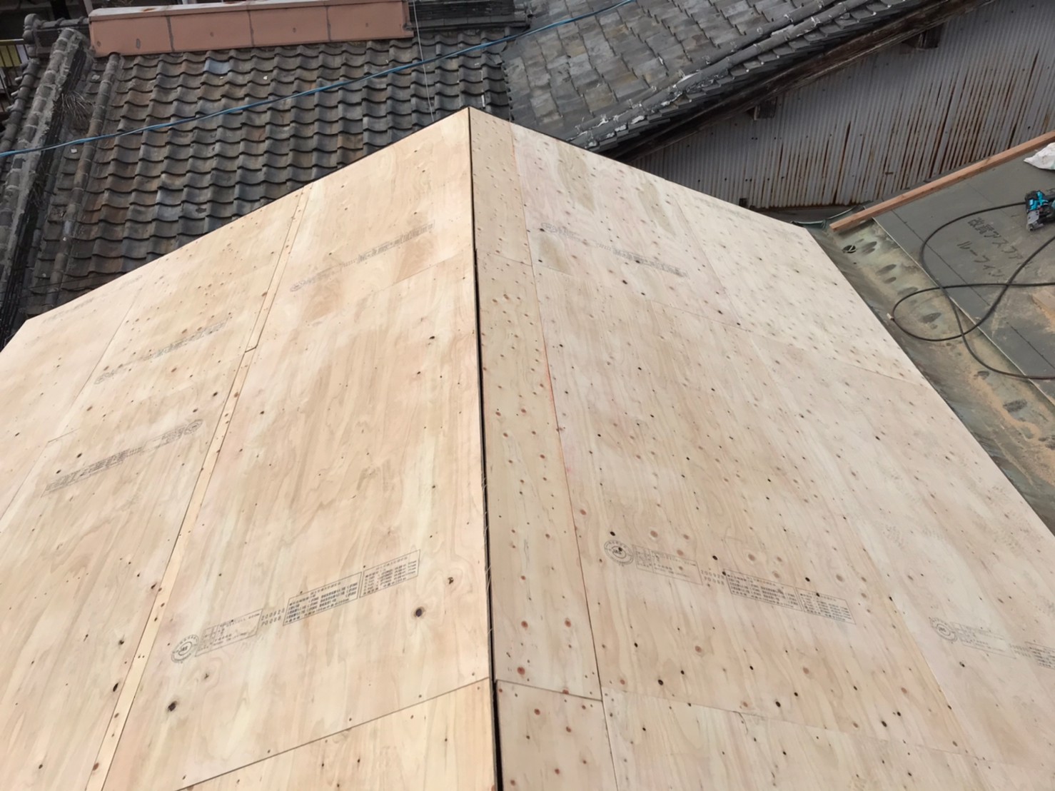 リッジウエイ葺き替えリフォーム工事