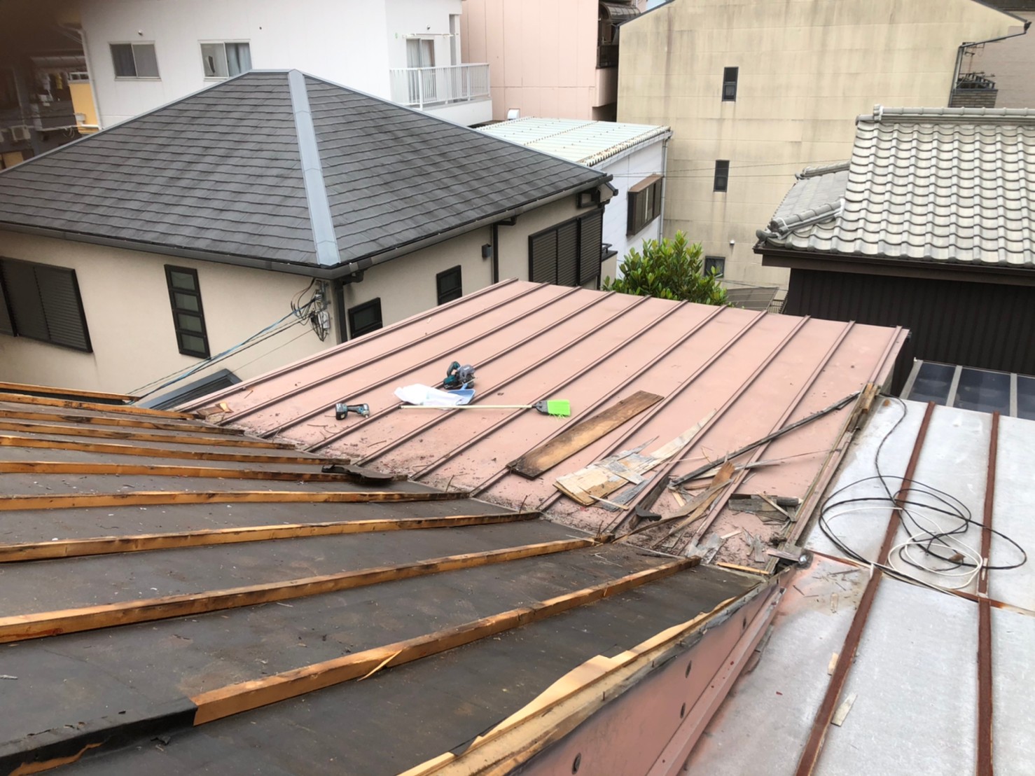 板金屋根葺き替え