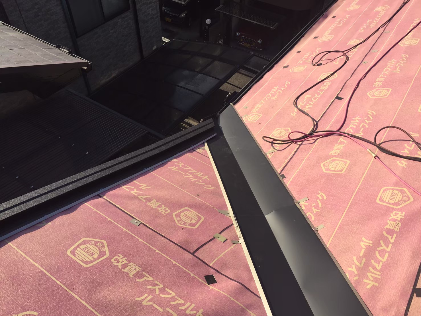 コロニアルからスーパーガルテクトカバー工事