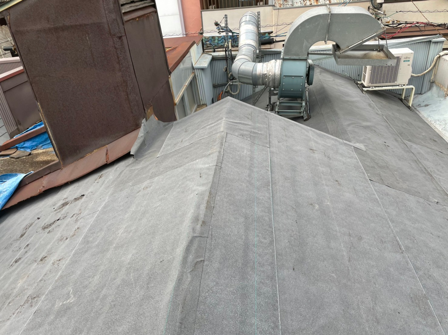 カバー工法粘着ルーフィング