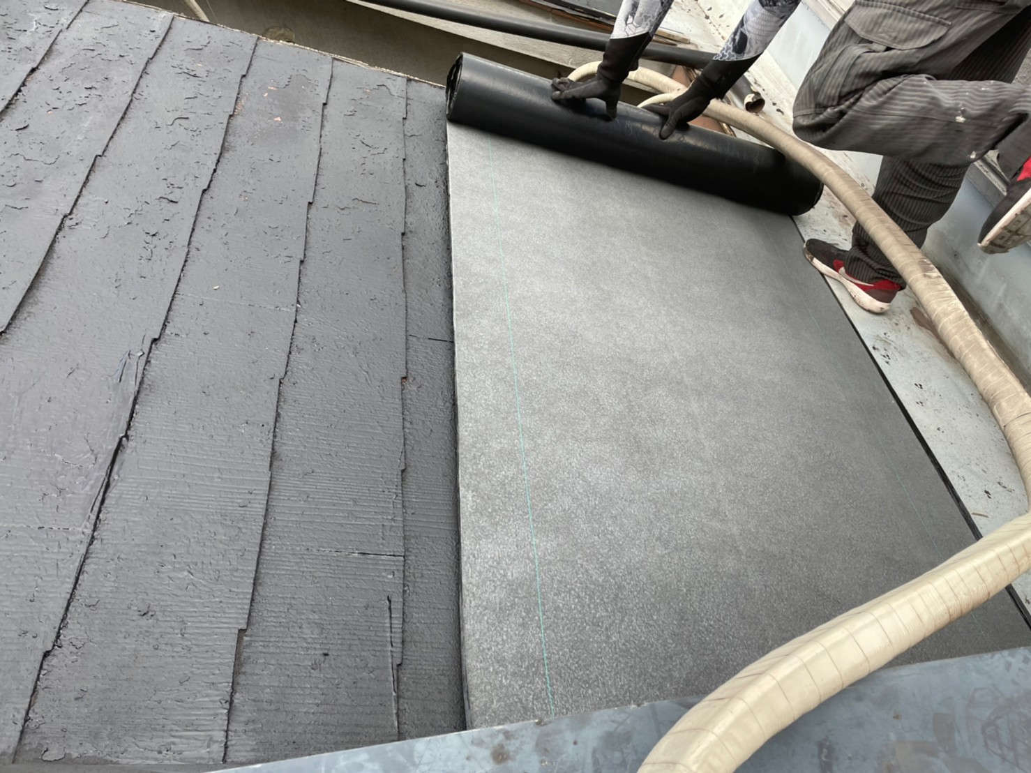 カバー工法粘着ルーフィング