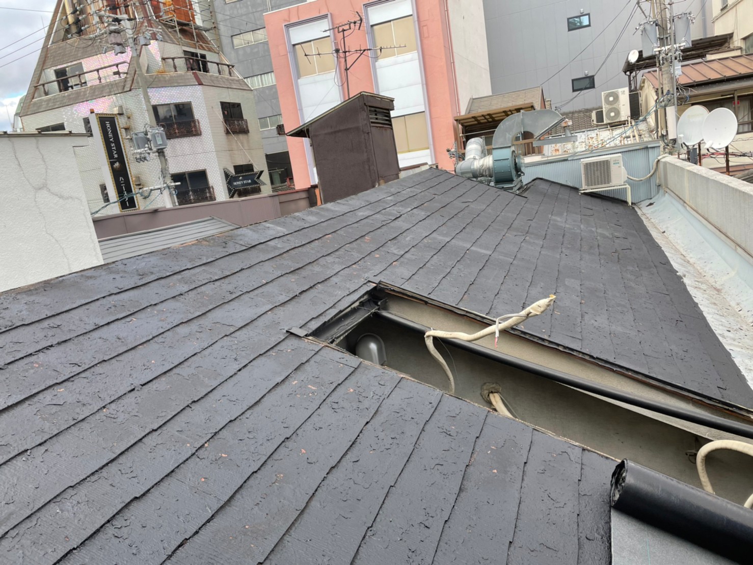 カバー工法粘着ルーフィング