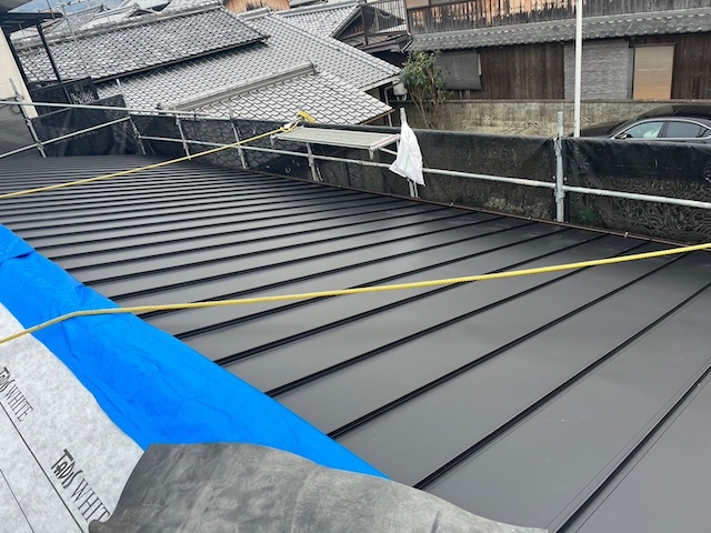 屋根カバー工事もご相談ください