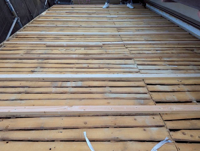 京都市西京区で行った屋根下地の補強工事