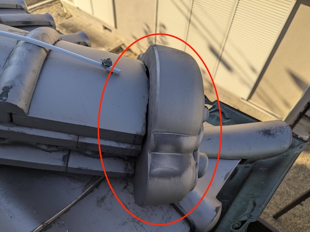 鬼巻きが剥離した漆喰