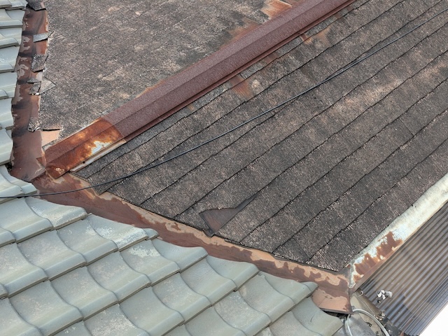 連棟物件は雨漏りが止まらない恐れも