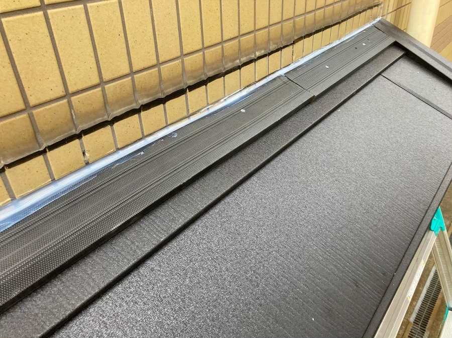 雨押え捨て板金