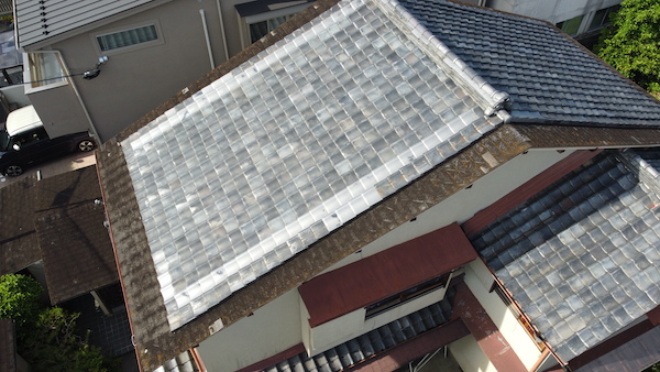 瓦屋根全体画像