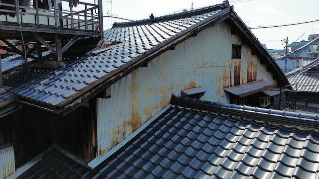 板金の破風板張りをご提案