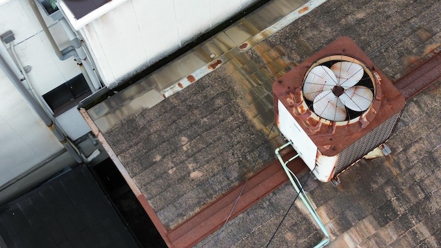 棟板金の放置は厳禁