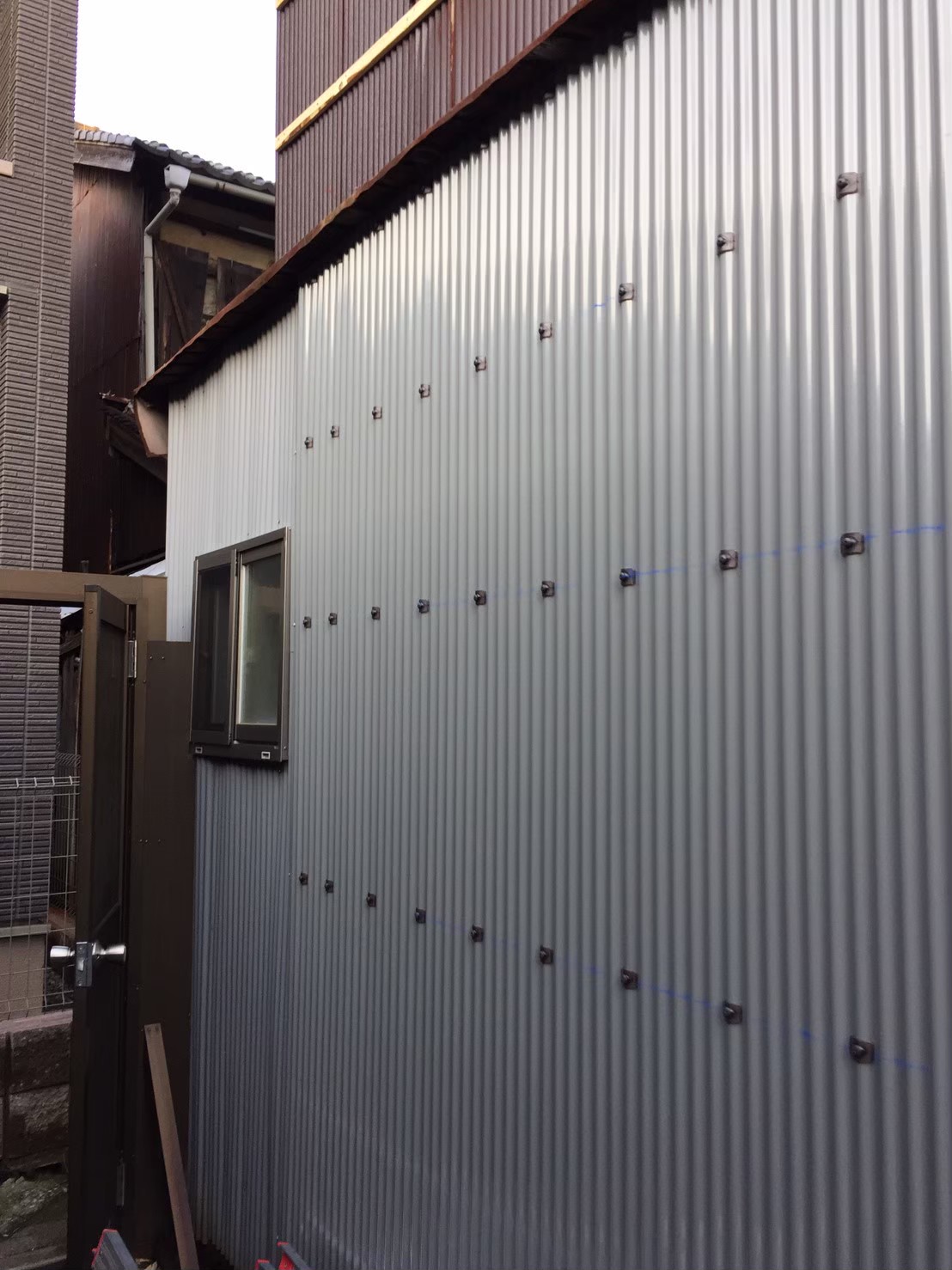 壁トタン張替工事