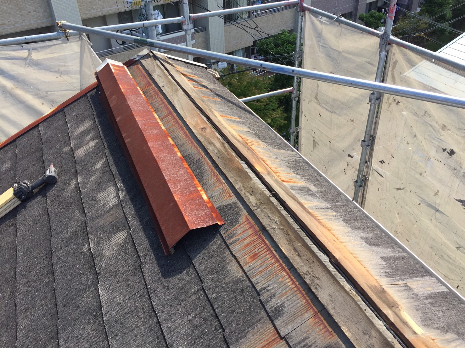 棟板金交換工事