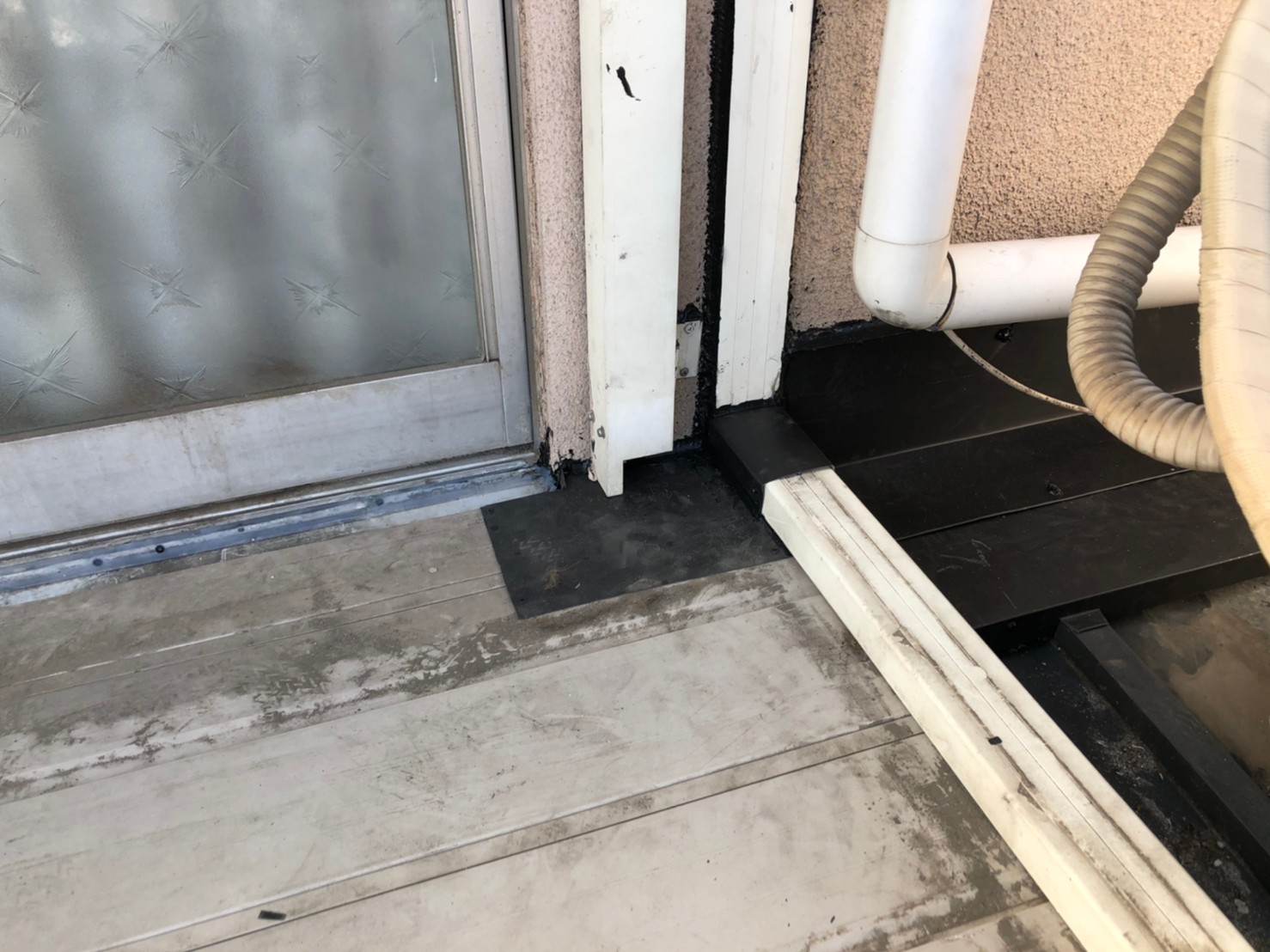 ベランダ下補修工事