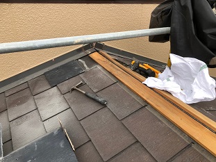 棟板金仮撤去