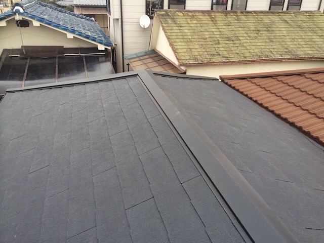 屋根葺き替え工事完了・新しいスレート屋根（カラーベスト）の仕上がり