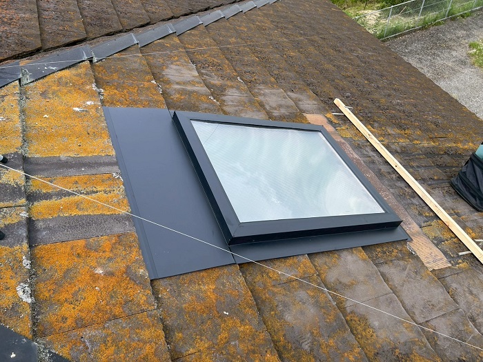 加古郡稲美町で天窓への板金修理を行った後の様子