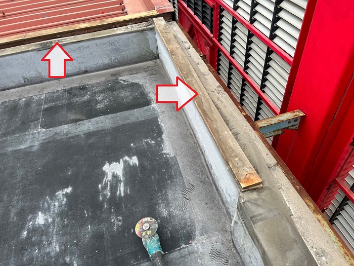 板金工事で笠木撤去完了