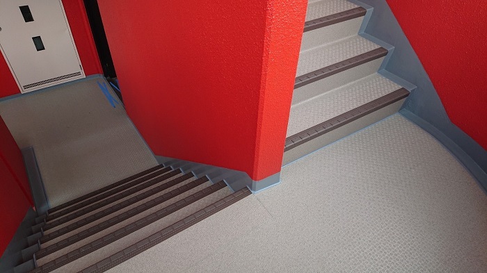 共用階段仕上がり