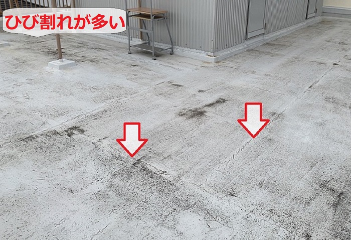 防水層のひび割れ