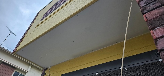 軒天補修後
