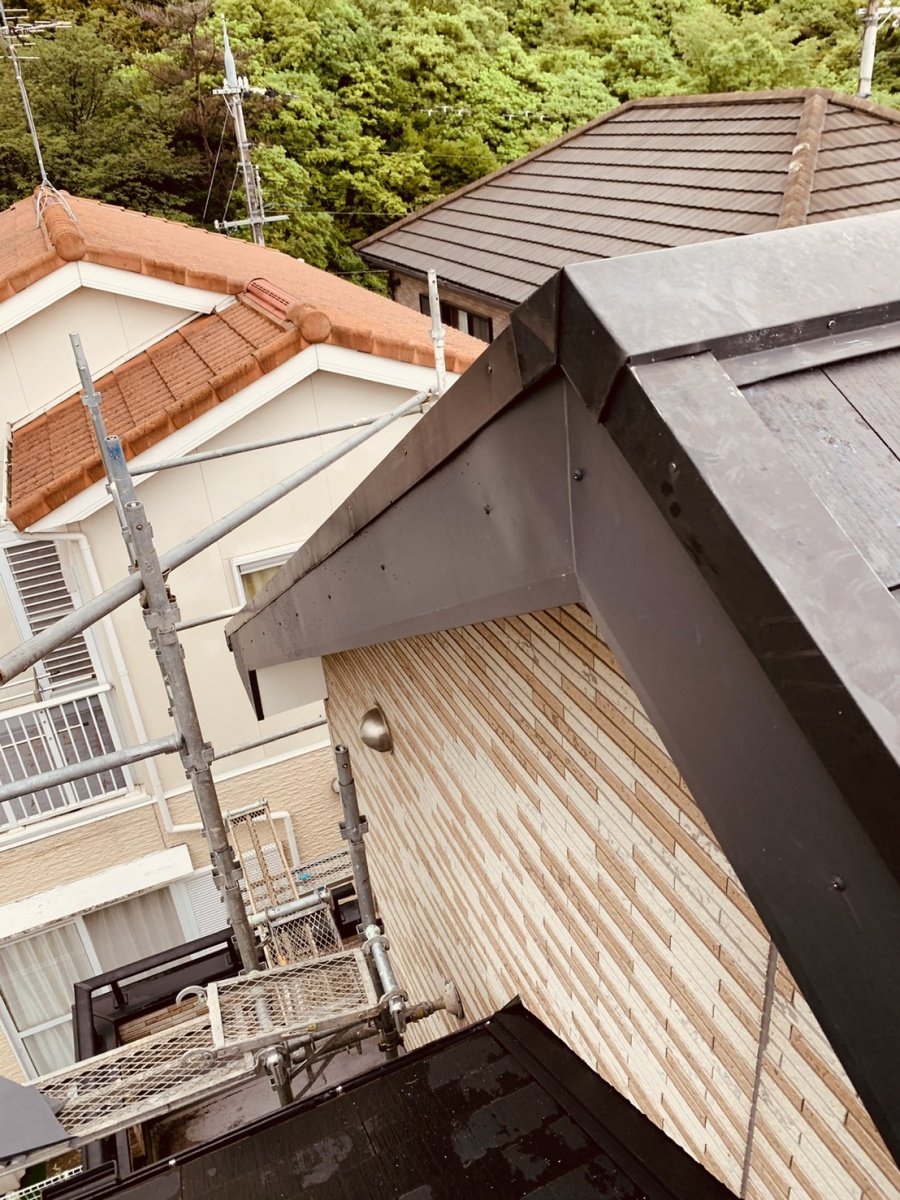 破風板板金の仕上がった様子