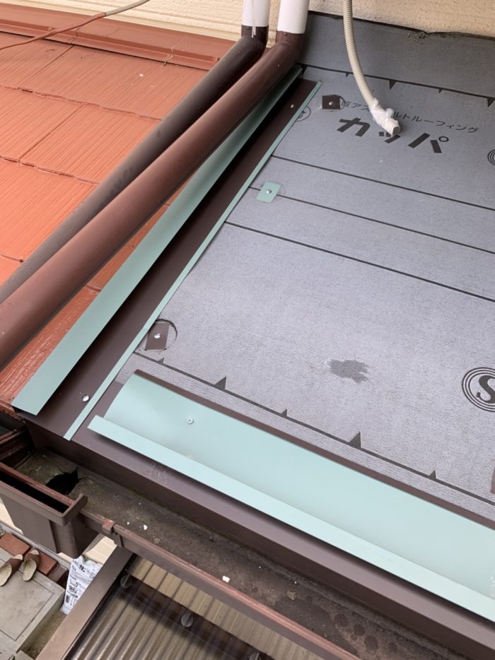 古くなった雨樋