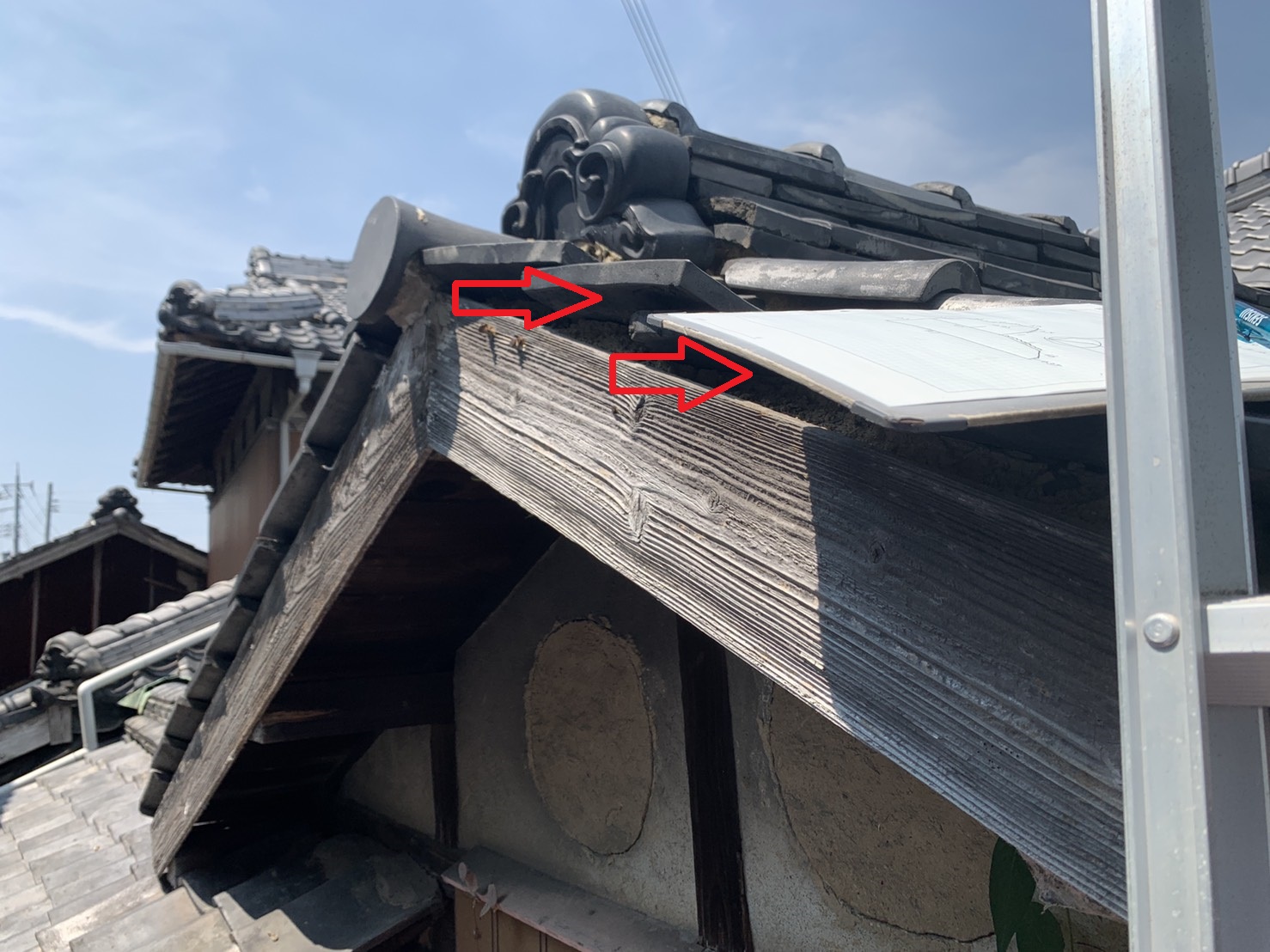 加古川市で瓦屋根の修理見積を行ったすき間だらけの瓦屋根