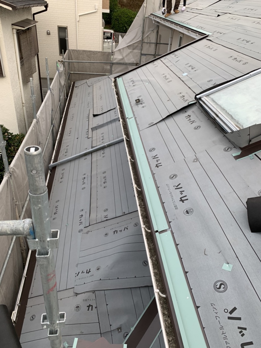 軒先水切りを取り付けた様子