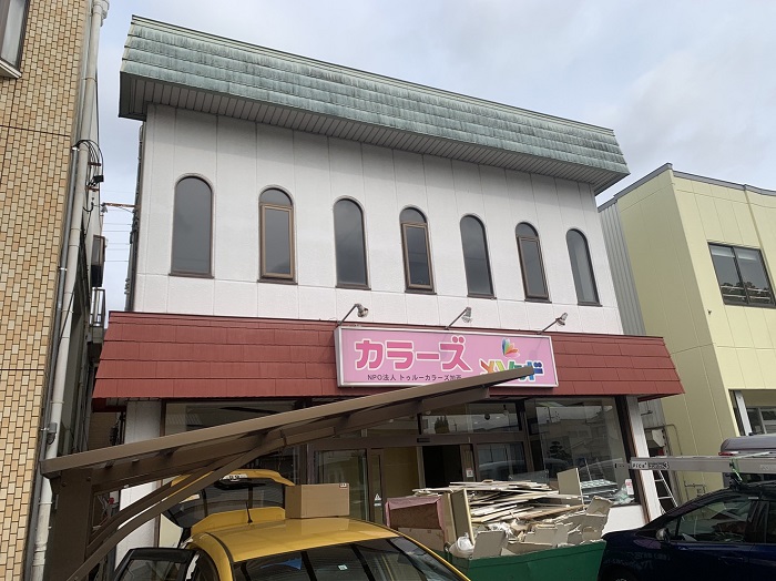 加西市で屋根塗装工事を行う前の様子