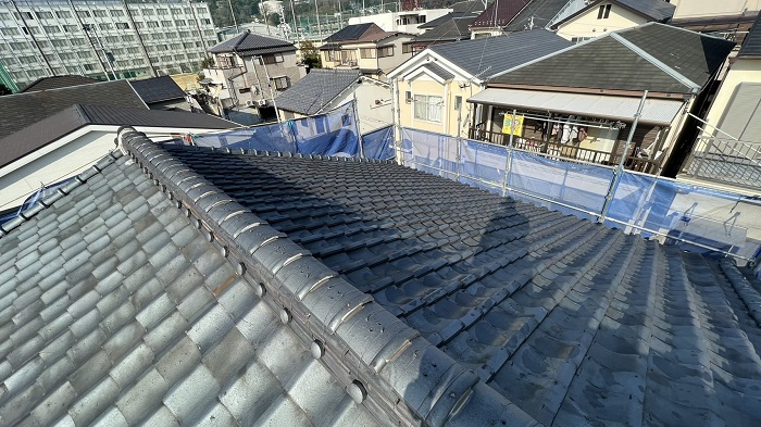 神戸市須磨区で屋根葺き替え工事を行う前の様子