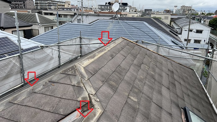 神戸市屋根カバー工事事例　棟板金撤去