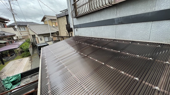 高砂市でガレージのポリカ波板交換の仕上がり