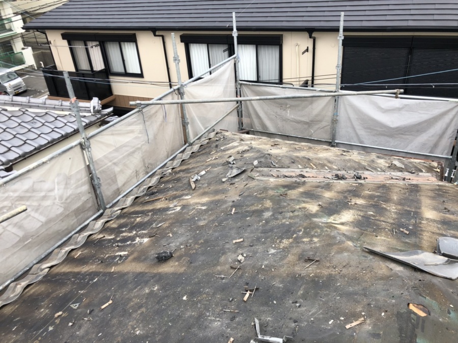 積水瓦撤去後の防水シートの様子