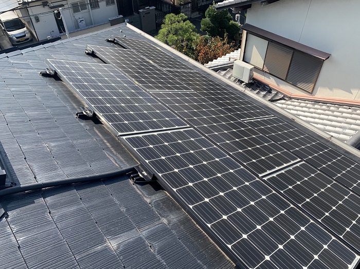 屋根工事を行う前の様子