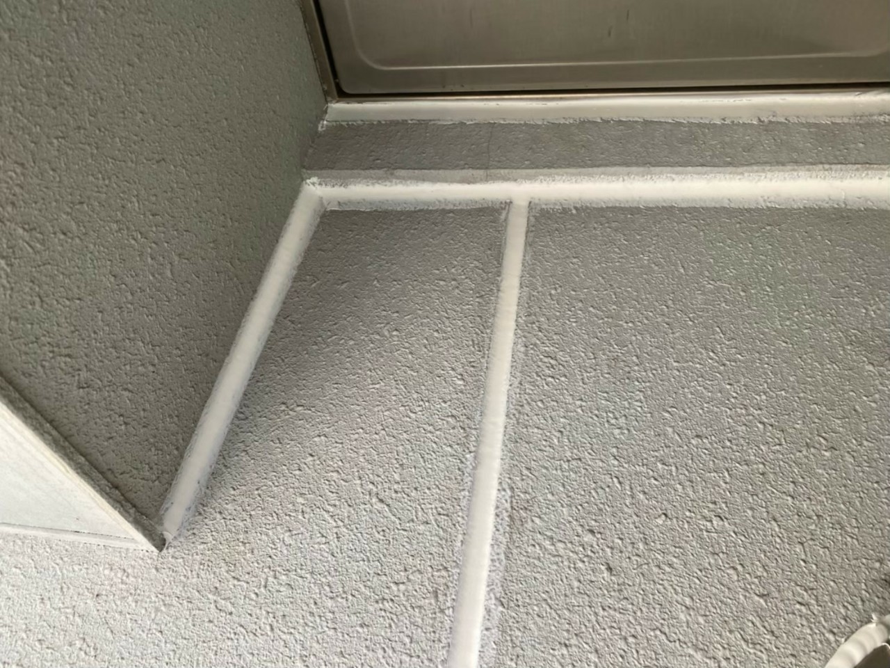 神戸市中央区でのコーキング打ち替え工事で仕上がりの様子