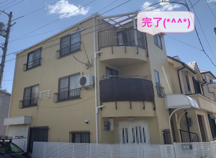 神戸市長田区で日本ペイントのパーフェクトトップを用いたALCの外壁塗装が完了した現場の様子
