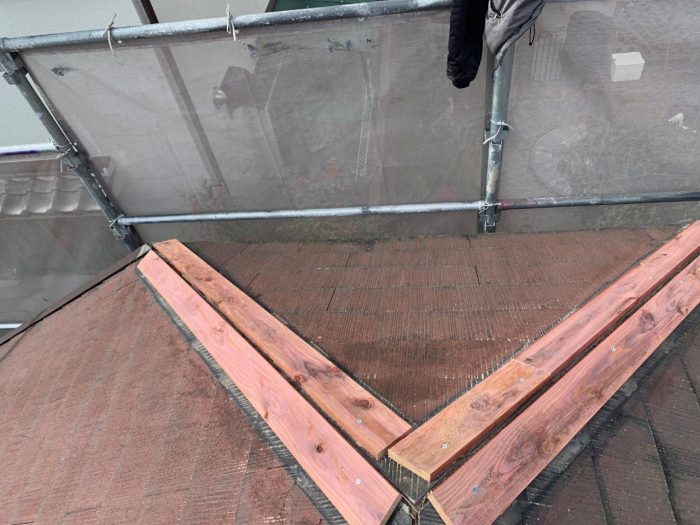 新しい棟木の様子