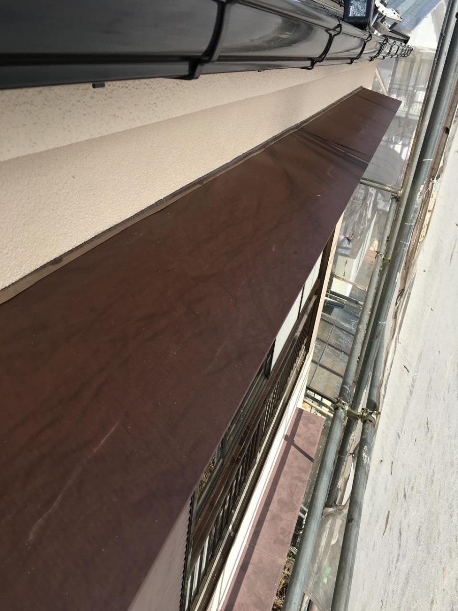 新しくなった庇屋根