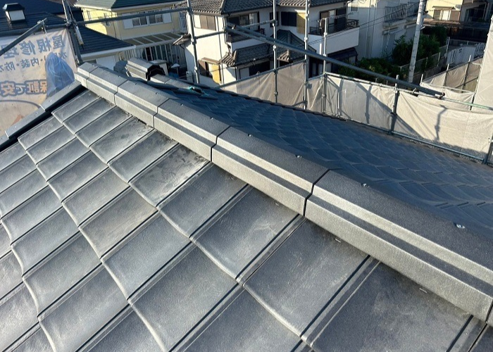 市川町 軽量瓦ルーガを用いた屋根リフォームを行った後の様子