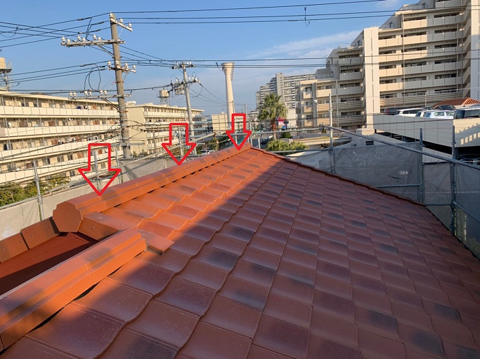 ルーガ棟瓦取り付け