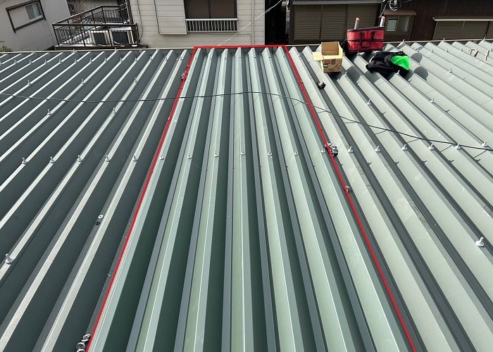 南あわじ市　火災で焦げたアパート屋根を2枚貼り替え