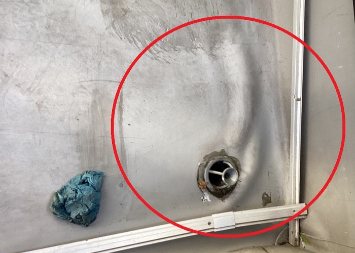 丹波篠山 ベランダのシート防水が膨れている様子