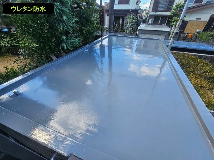 ウレタン防水後のガレージ上