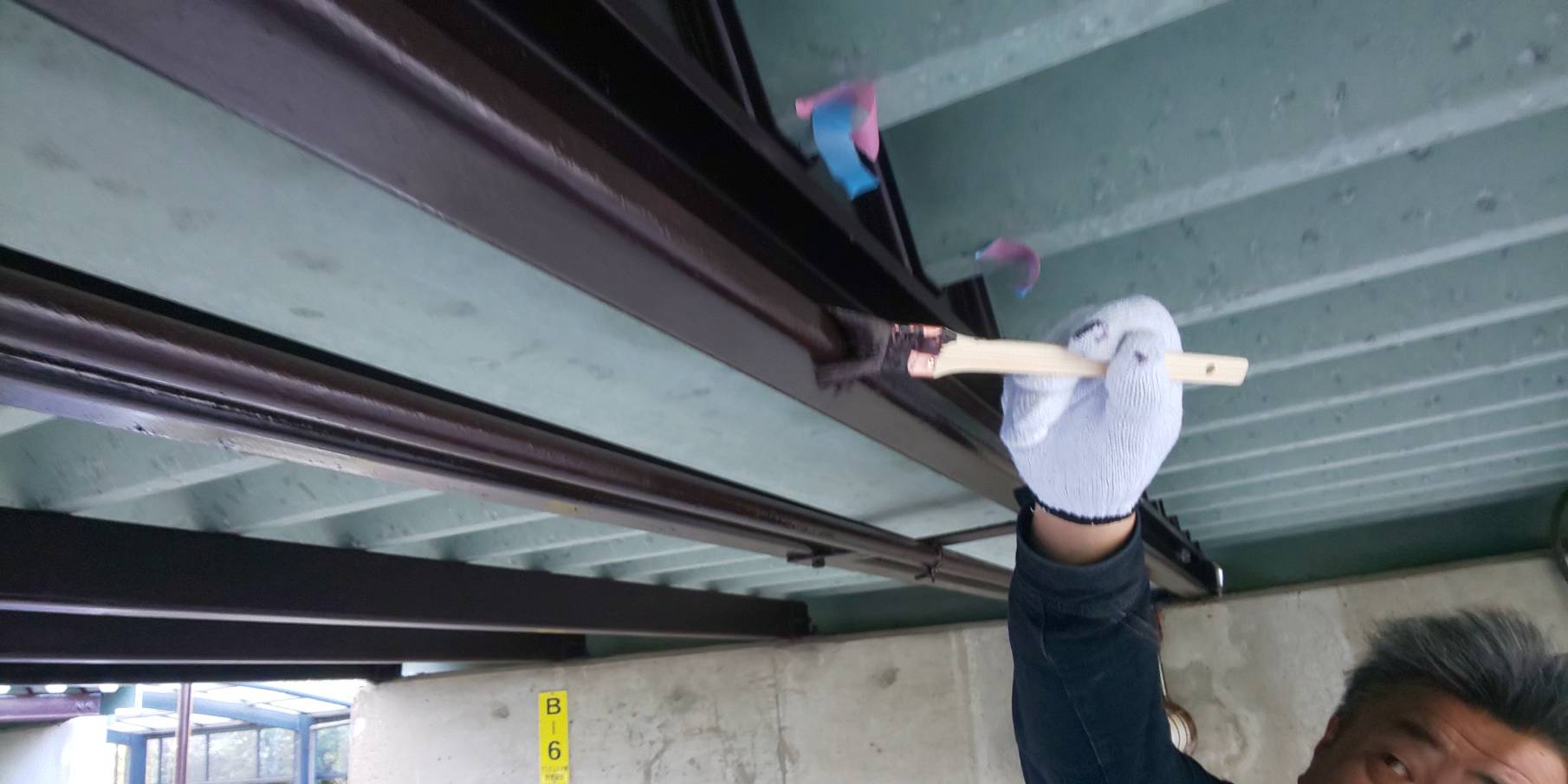 西宮市鉄部塗装手直し作業