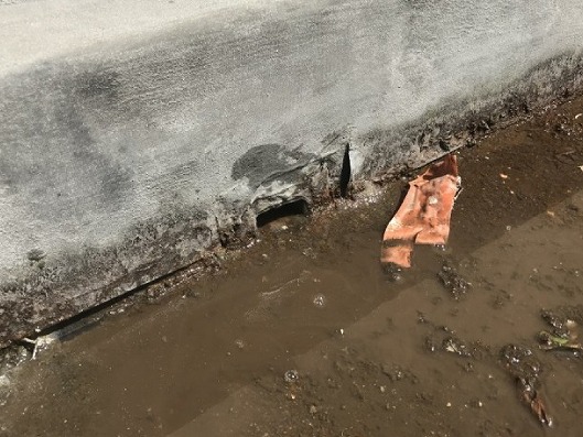 屋上ドレン詰り