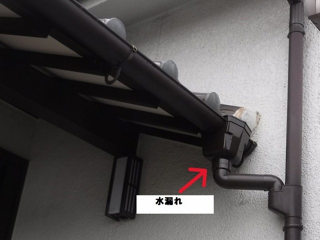 玄関軒樋