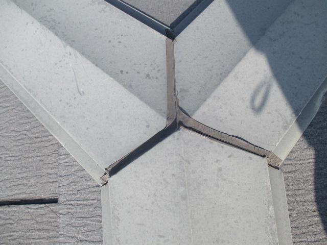 カラーベスト屋根