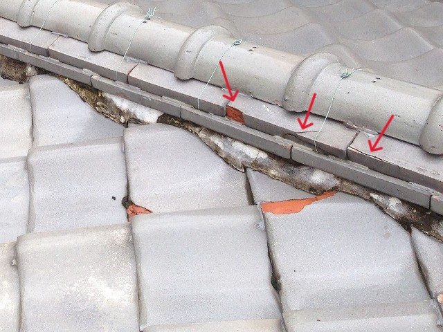 のし瓦凍て割れ