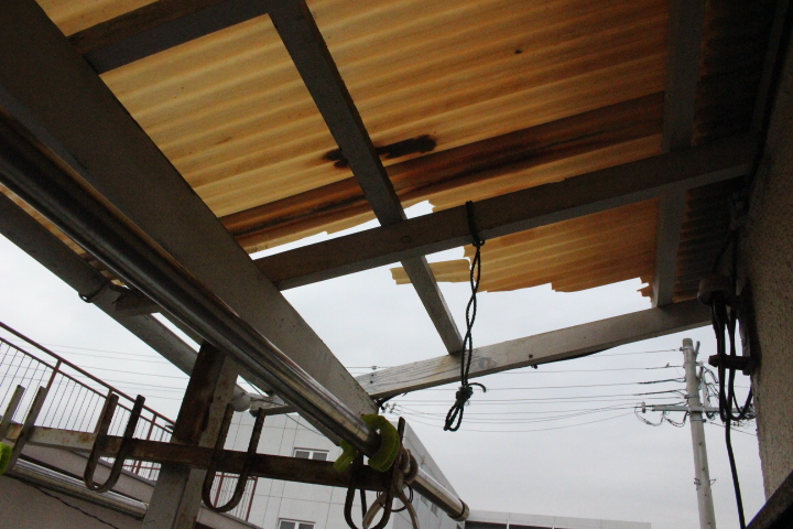 木製テラス修理３